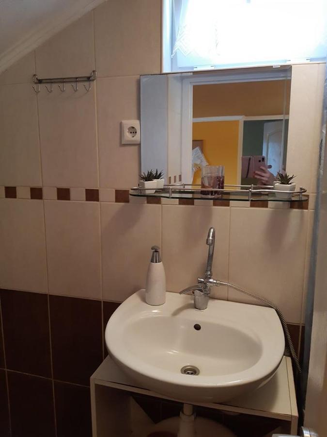 Aranyeso Apartman Hajduszoboszlo Luaran gambar