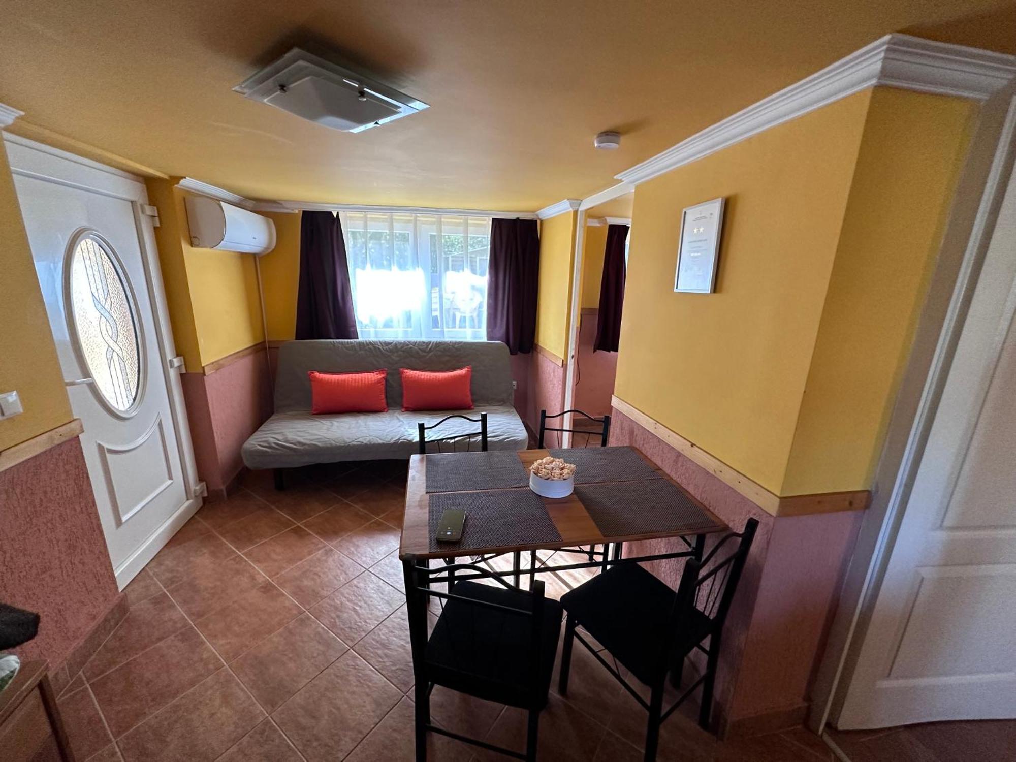 Aranyeso Apartman Hajduszoboszlo Luaran gambar
