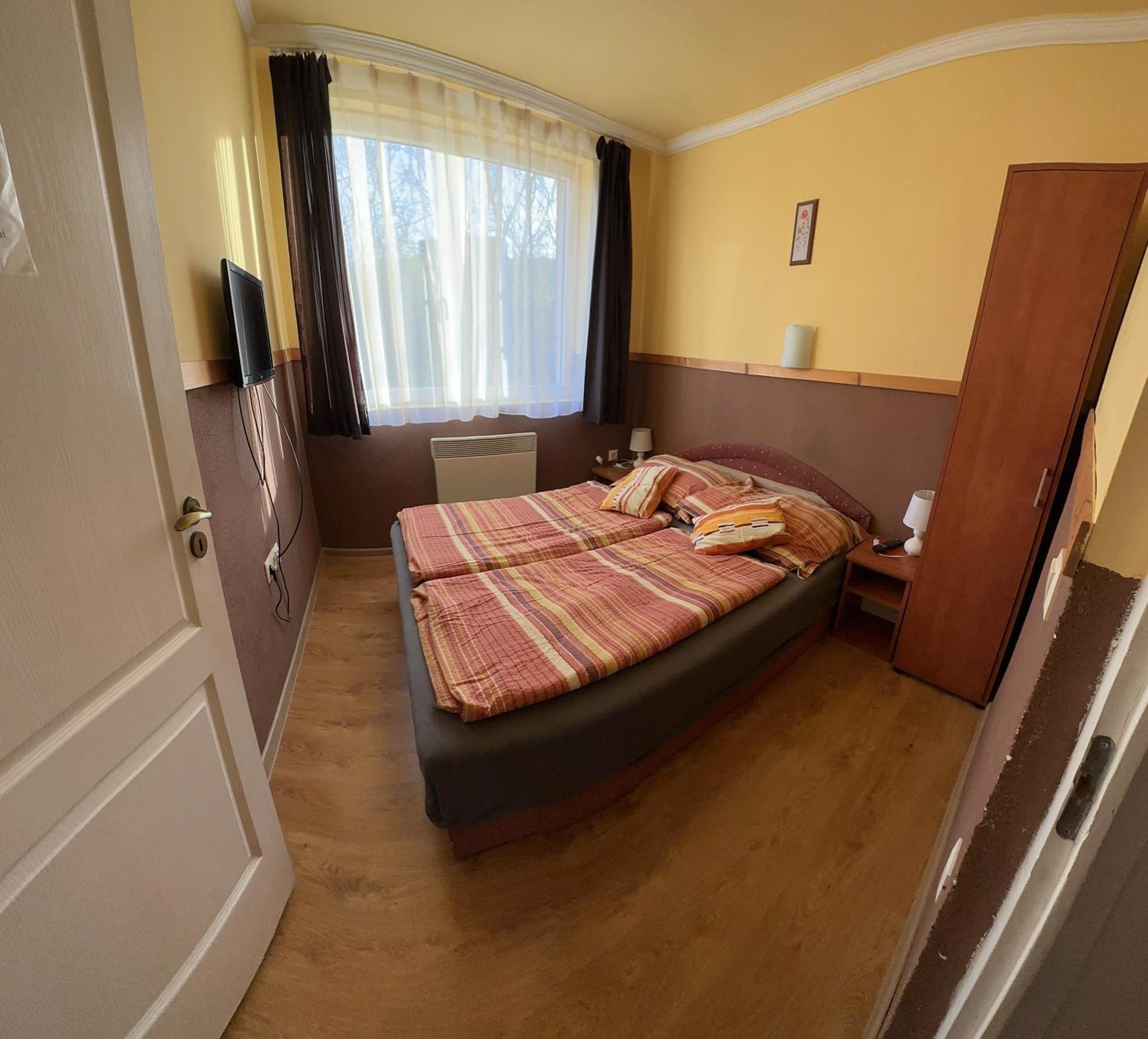 Aranyeso Apartman Hajduszoboszlo Luaran gambar